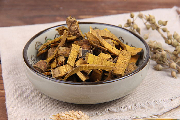 ��ҩ���δ��ư���Ӱͼ