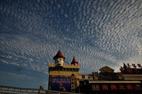 �ѵ�һ���İ�������