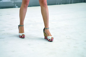 ��Ů�㲿��д