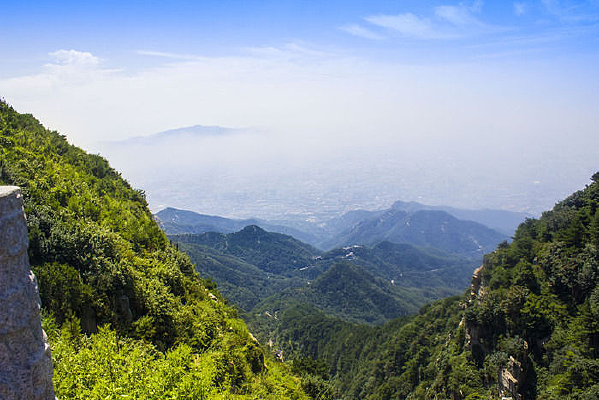 ̩ɽ׳��ɽ��