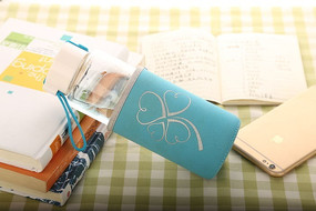 ��������ɫ