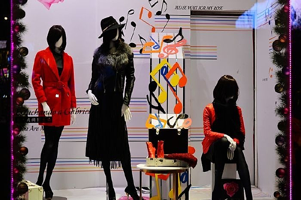 �������Ůװ