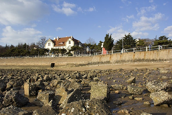 �ൺ��⺣����ʯ