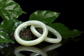 ����������