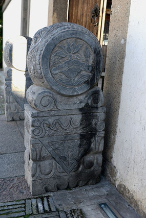 �������ŵ�ʯ��