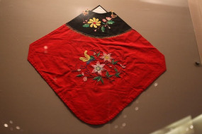 �����ɫ���Ƕ�