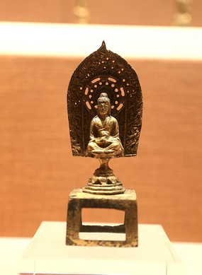 �����̽�������