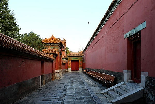 �ʹ�����Ժ��Ǭ����