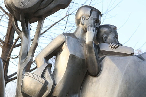 ����Ӣ�������ӷ��ڲ���ֵ���