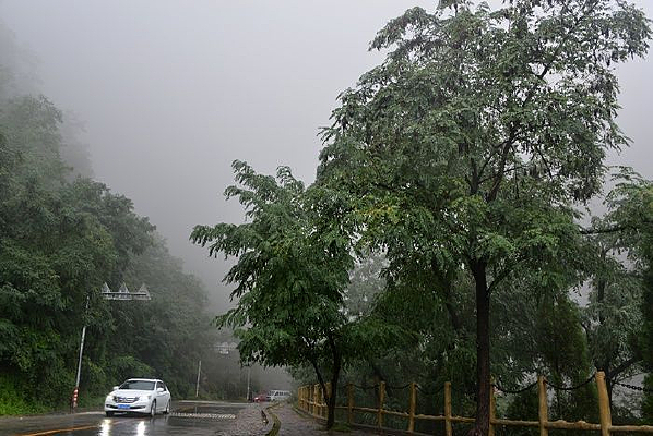 ���е�̫��ɽ·��ͨ