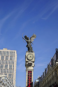 �������