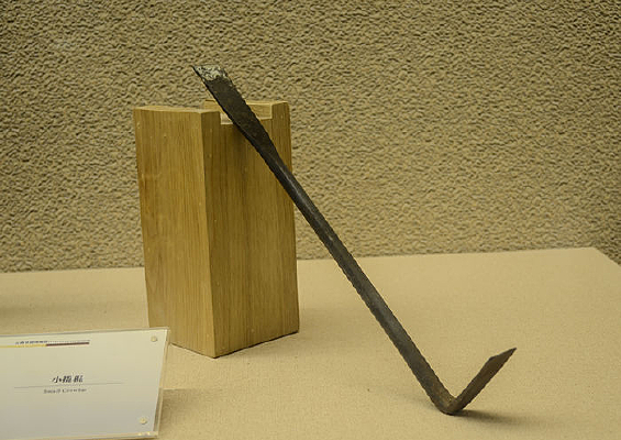 ��Խ��·ʹ�õ�С�˹�