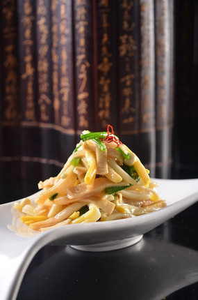  ��ɫ����һ��