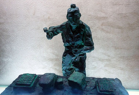 �Ŵ���������ģ�͵���