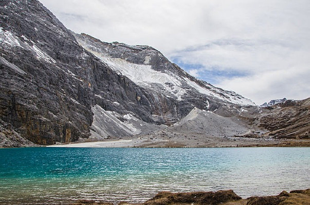 �Ƕ�����ɽ