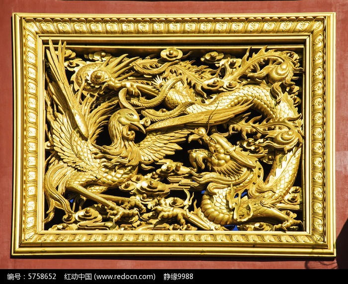 鞍山玉佛山牌楼门龙凤呈祥木雕