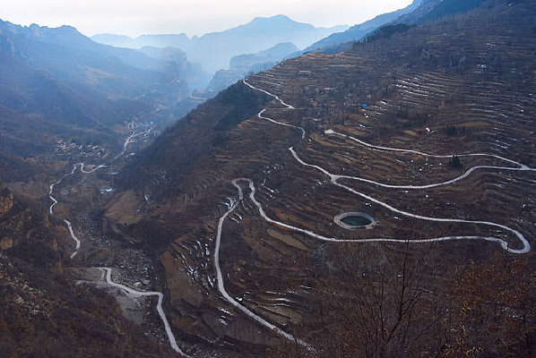 ̫��ɽ����ɽ·