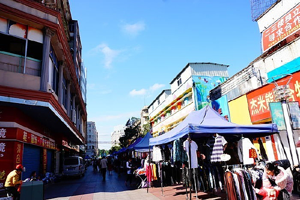 �ֱ߷�װ̯��