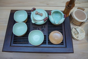 ��������