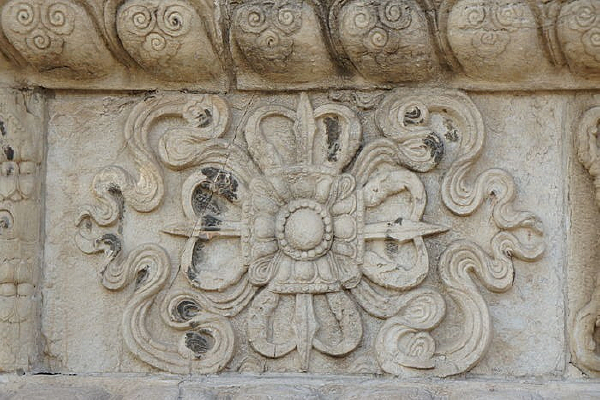  ���������½�ձ������������ϵķ���