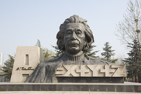 ����˹̹����