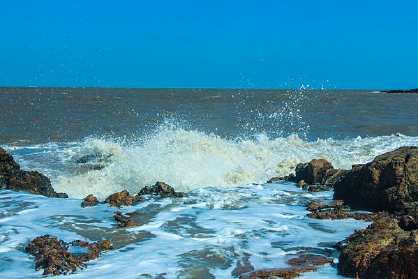 ��ɽ���ξ��㺣̲��������