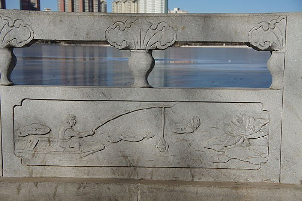 ͯ�ӵ���ʯ��