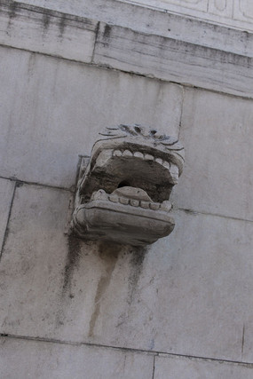 ��ͷ��©����