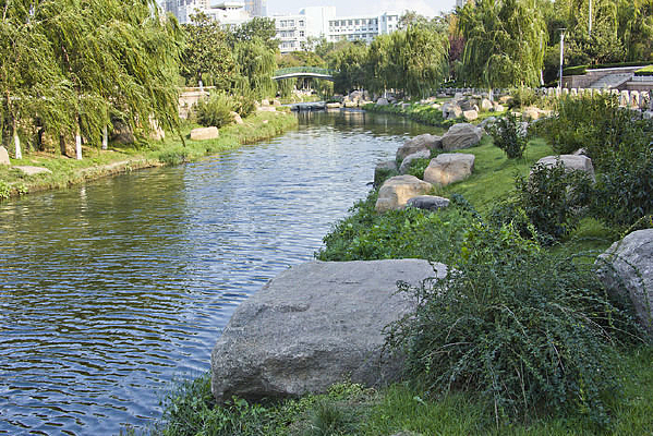 �ൺ��԰��С�ӷ羰