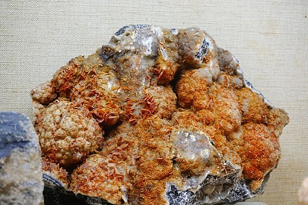 ����ʯ��