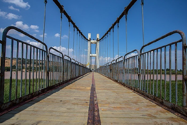 �ƺ��ϵ���