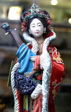 �Ŵ���������Ů�ɵ���