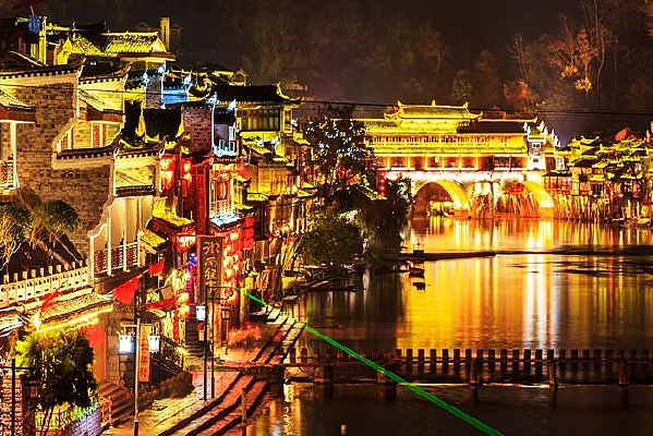 ����ҹ��