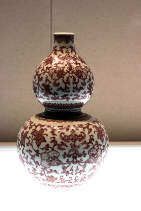 �������֦�����ƺ�«ƿ