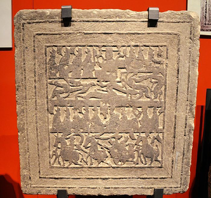 ����������