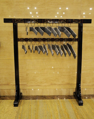 �º���ͭ����