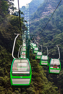 ����ɽ����