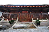 ʯ������