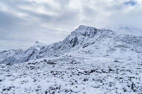 ������ѩɽ