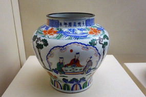 ��������