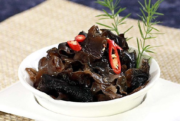  ����ľ��