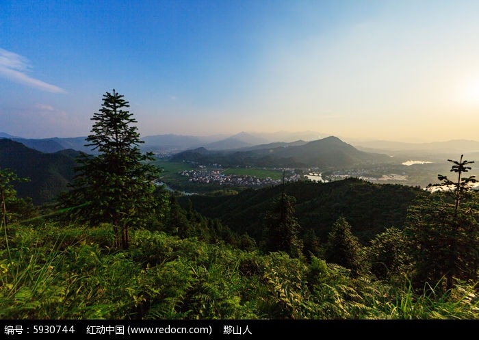 休宁五龙山郁郁葱葱