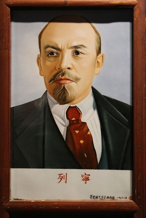 ��ɫ���������ɻ���