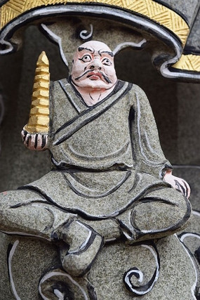 �������