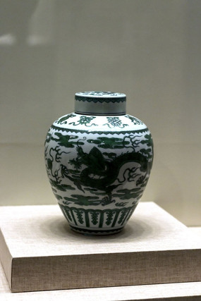 ���ʰ˼��������Ƹǹ�