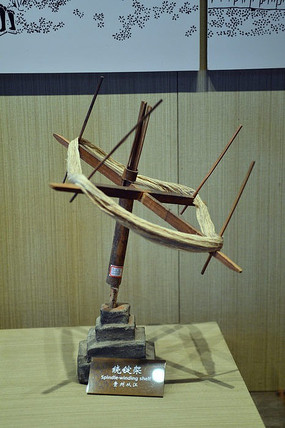 ���ݴӽ��������ƶ���