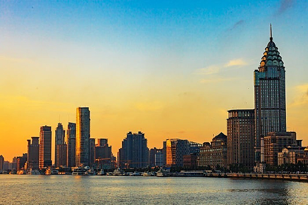 ½��������