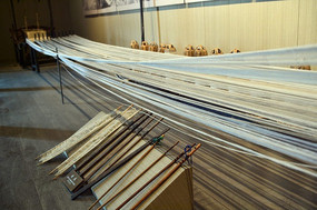 解放前老旧纺织机