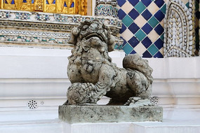 ̩��ʯ������ʨ��