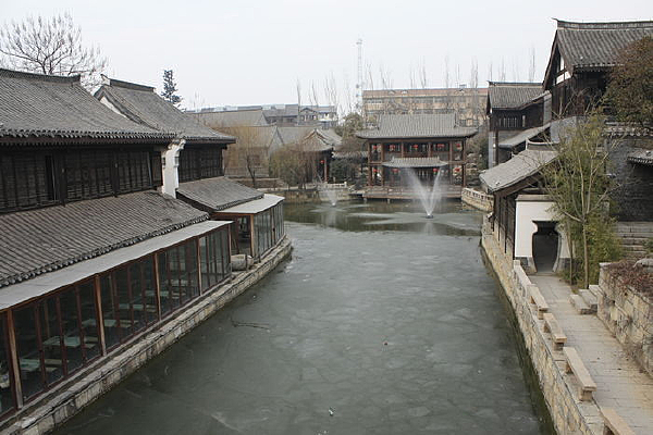 ̨ׯ���˺��ں������¹Ž���